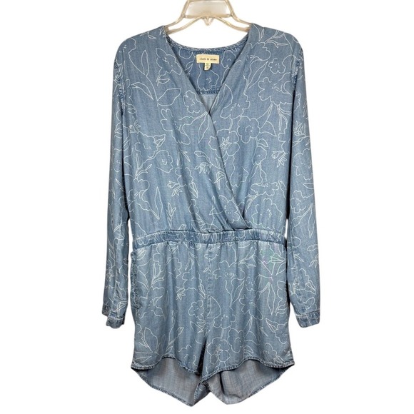 Cloth & Stone Anthropologie Chambray Shorts Romper, Size Medium - Picture 5 of 10